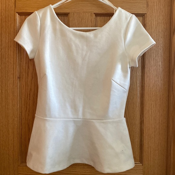 Banana Republic Tops - Banana Republic cream colored zip up shirt